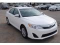 Super White - Camry LE Photo No. 7
