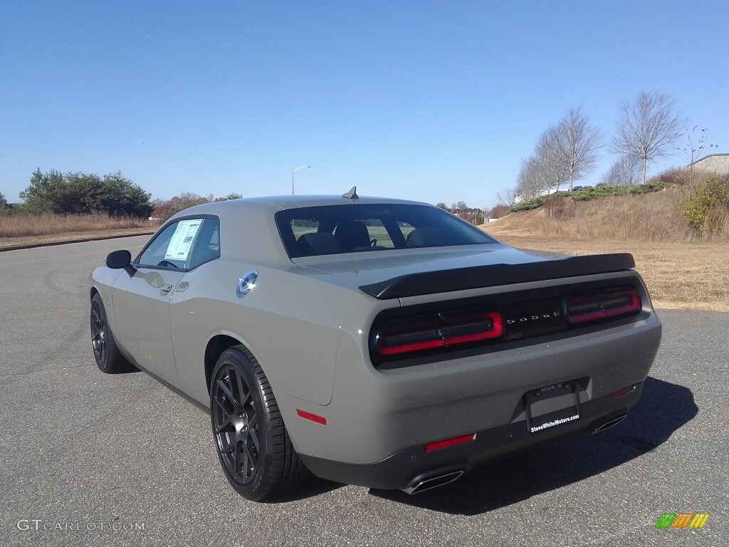 2017 Destroyer Grey Dodge Challenger R/T Scat Pack 117215808 Photo 8