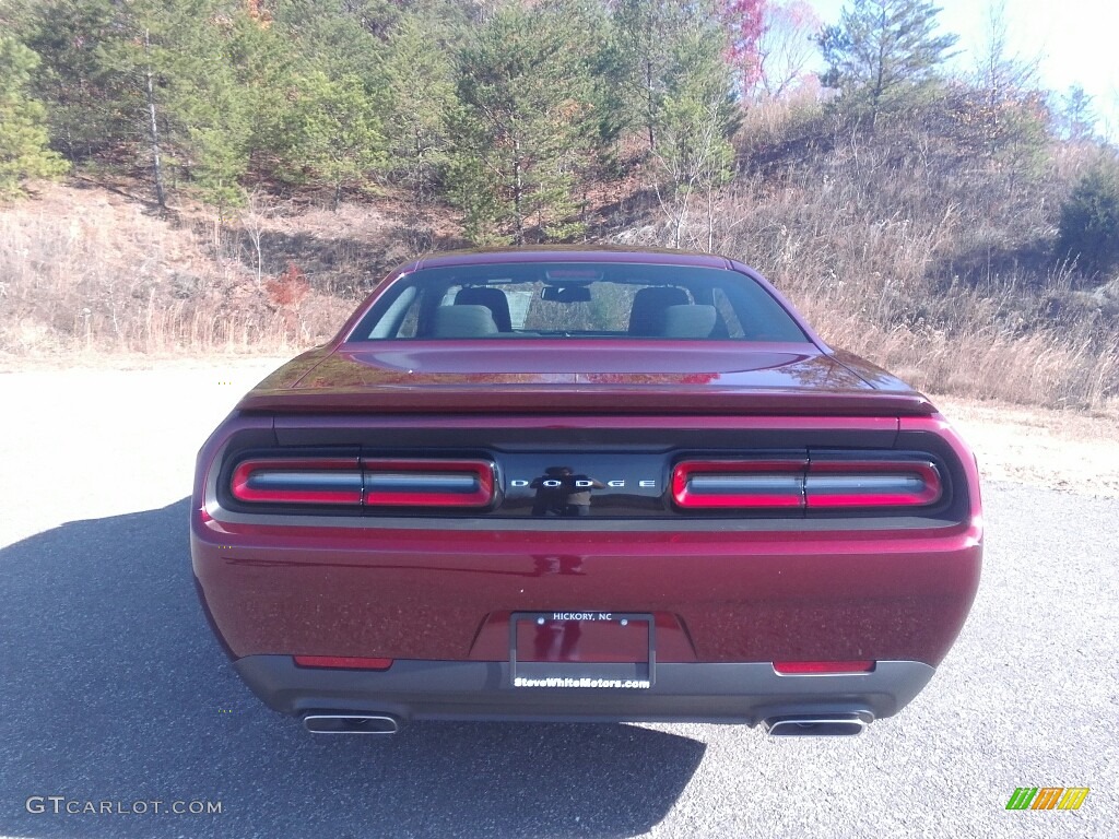 2017 Challenger R/T - Octane Red / Black photo #7