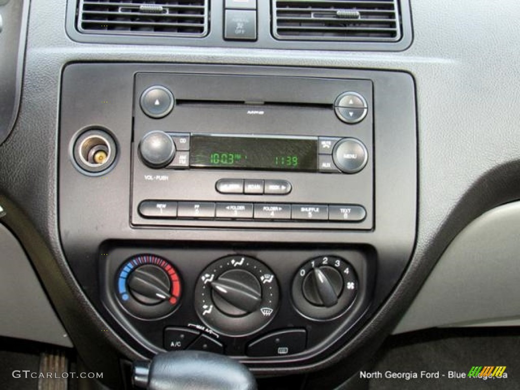 2007 Focus ZXW SE Wagon - CD Silver Metallic / Charcoal/Light Flint photo #21