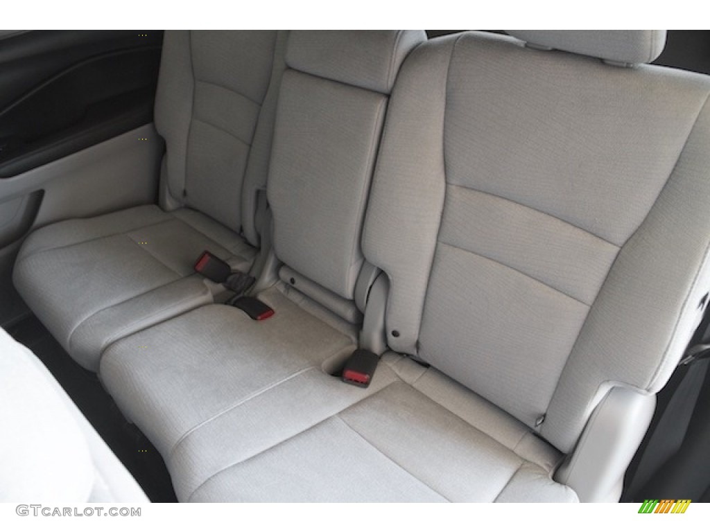 2017 Honda Pilot LX AWD Rear Seat Photo #117222339