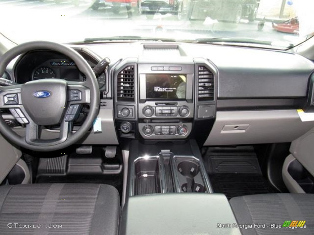 2017 F150 XL SuperCrew 4x4 - Lithium Gray / Earth Gray photo #17