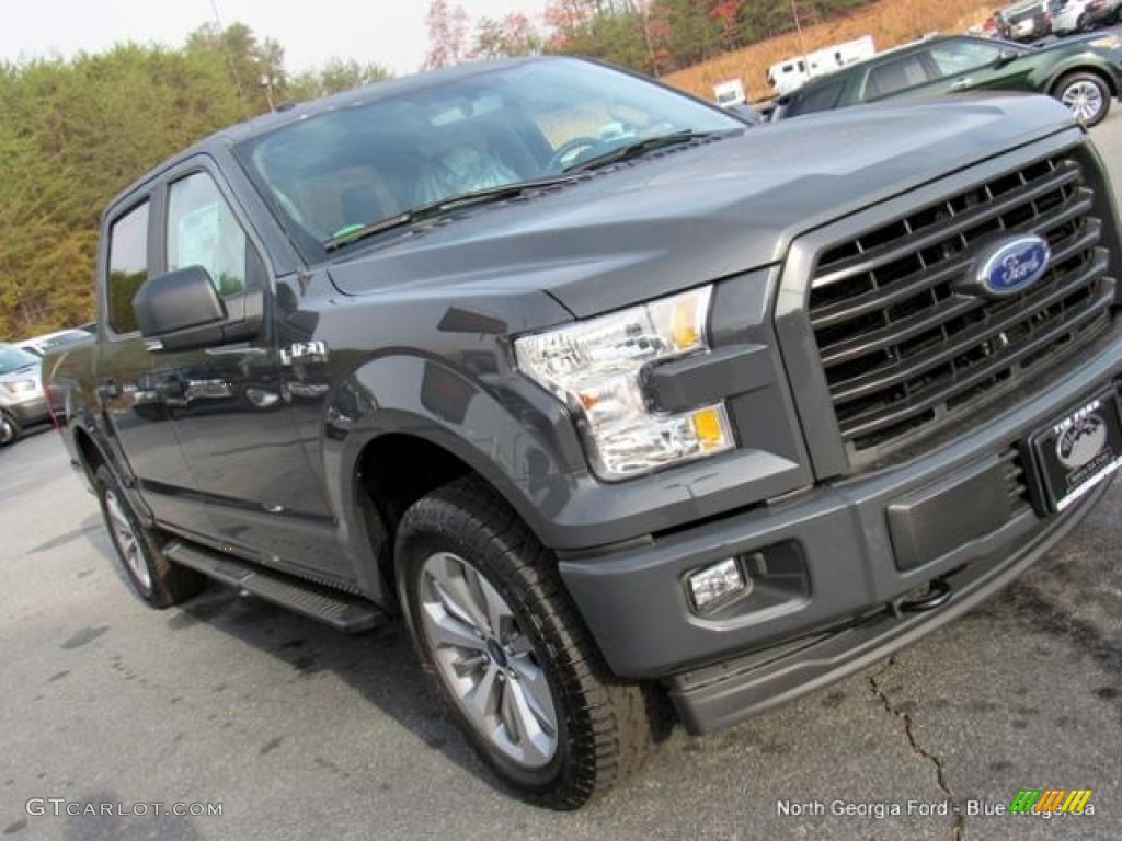 2017 F150 XL SuperCrew 4x4 - Lithium Gray / Earth Gray photo #34