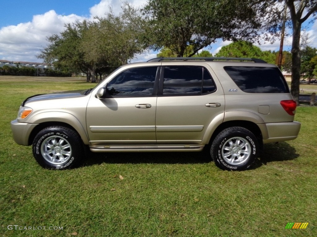 2005 Sequoia SR5 4WD - Desert Sand Mica / Taupe photo #3
