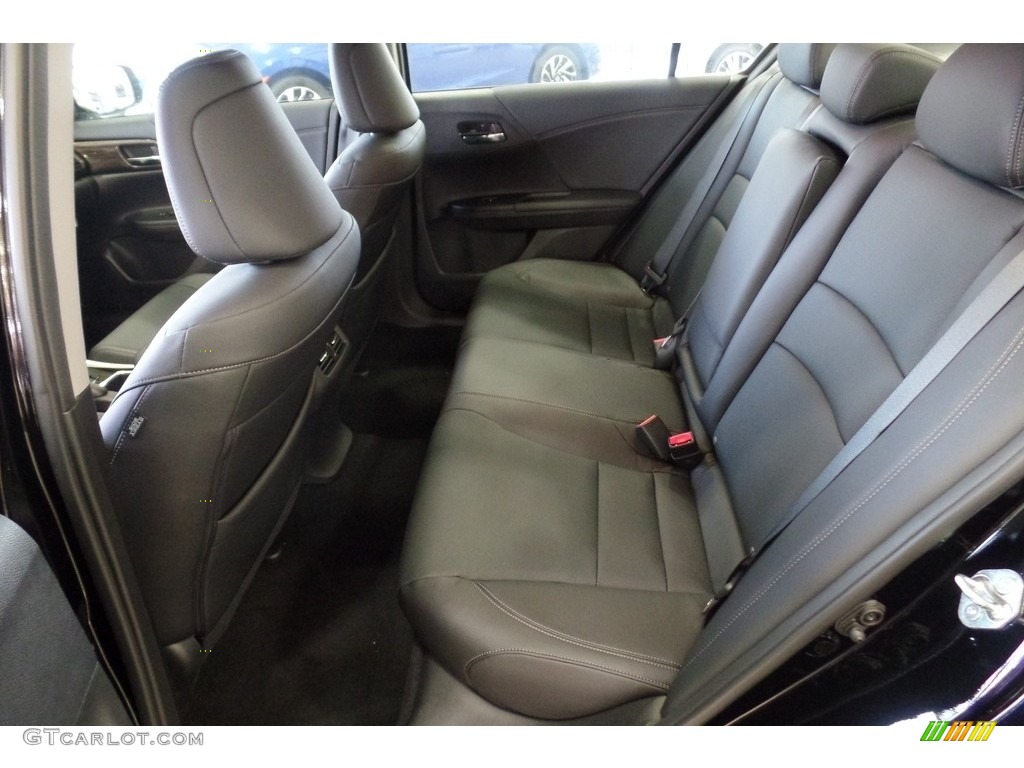 2017 Honda Accord EX-L V6 Sedan Rear Seat Photos