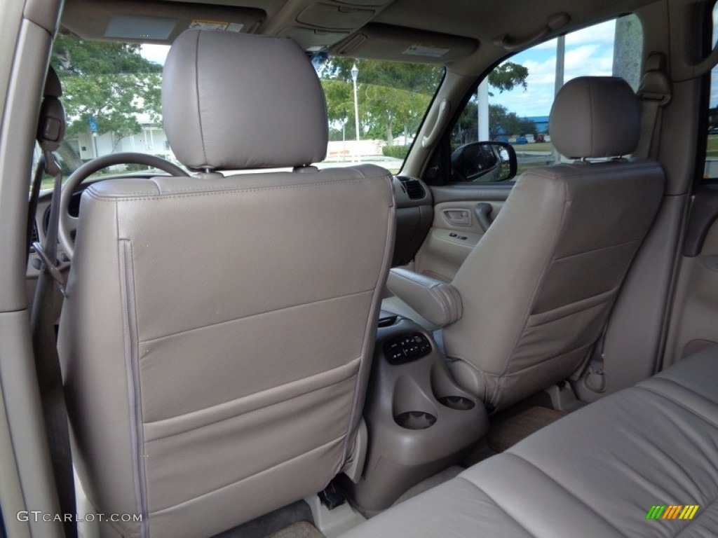2005 Sequoia SR5 4WD - Desert Sand Mica / Taupe photo #26