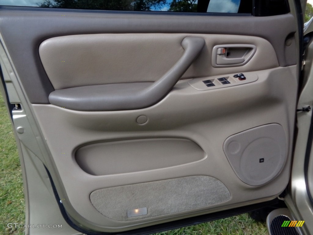 2005 Sequoia SR5 4WD - Desert Sand Mica / Taupe photo #40