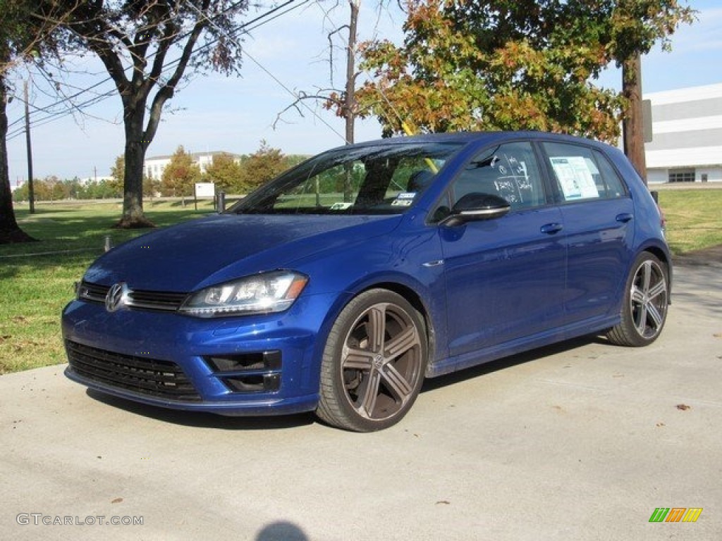 2015 Volkswagen Golf R 4Motion w/DCC. Nav. Exterior Photos