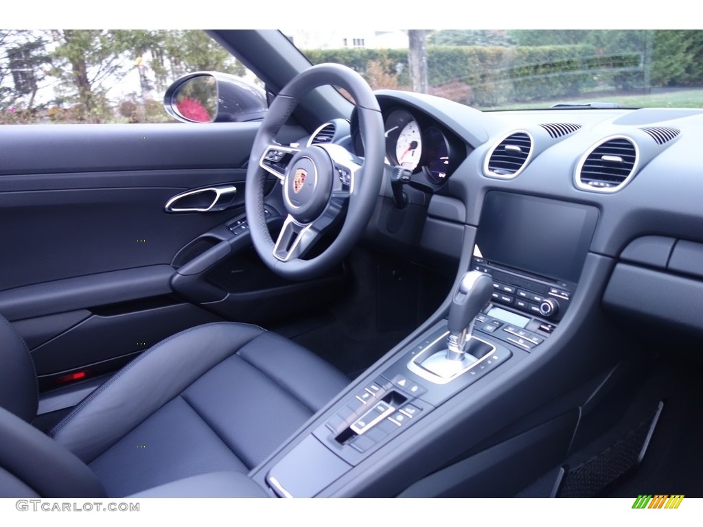 2017 Porsche 718 Boxster Standard 718 Boxster Model Black Dashboard Photo #117227719