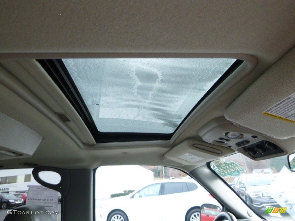 2005 Yukon SLT 4x4 - Onyx Black / Pewter/Dark Pewter photo #13