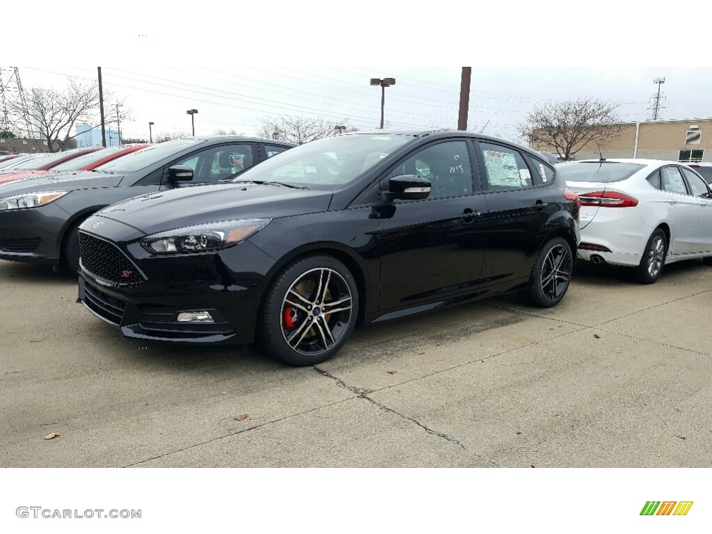 Shadow Black 2016 Ford Focus ST Exterior Photo #117229485