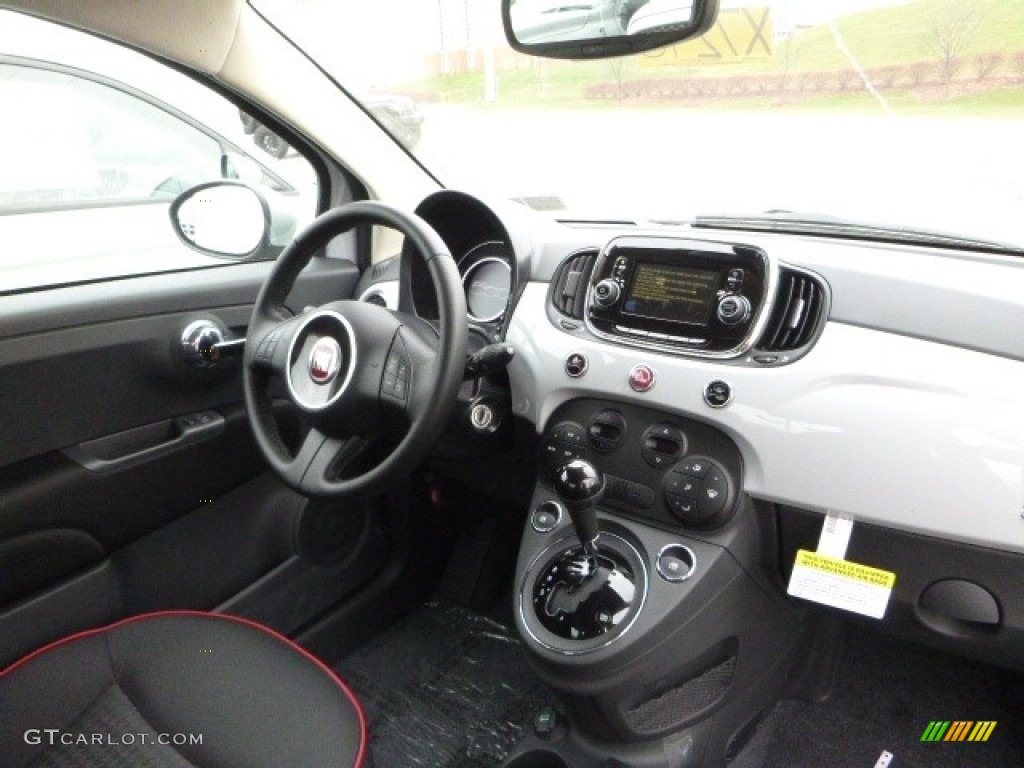 2017 Fiat 500 Pop Nero (Black) Dashboard Photo #117233386