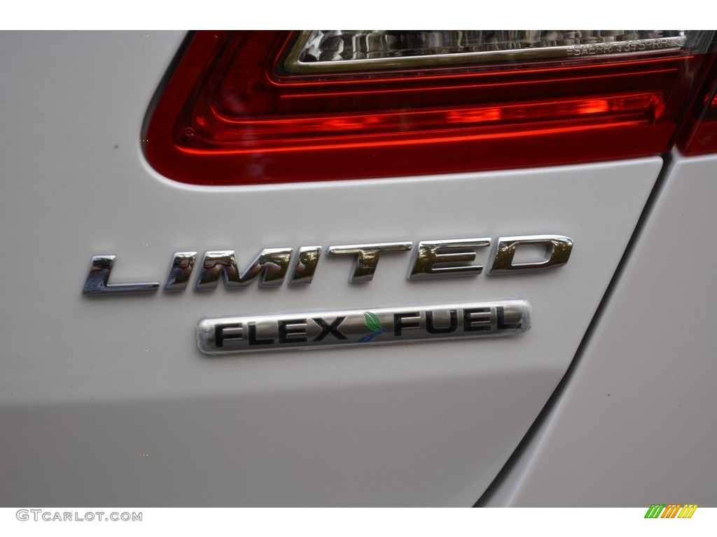 2016 Taurus Limited - White Platinum / Dune photo #5