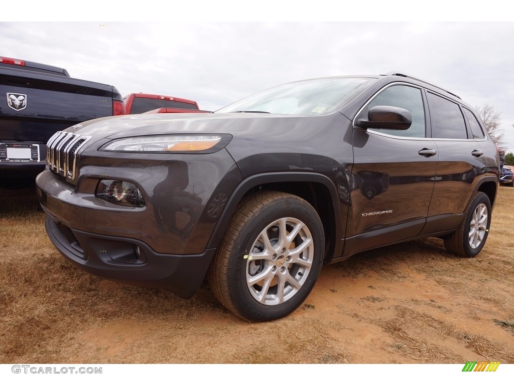 Granite Crystal Metallic 2017 Jeep Cherokee Latitude Exterior Photo #117236140
