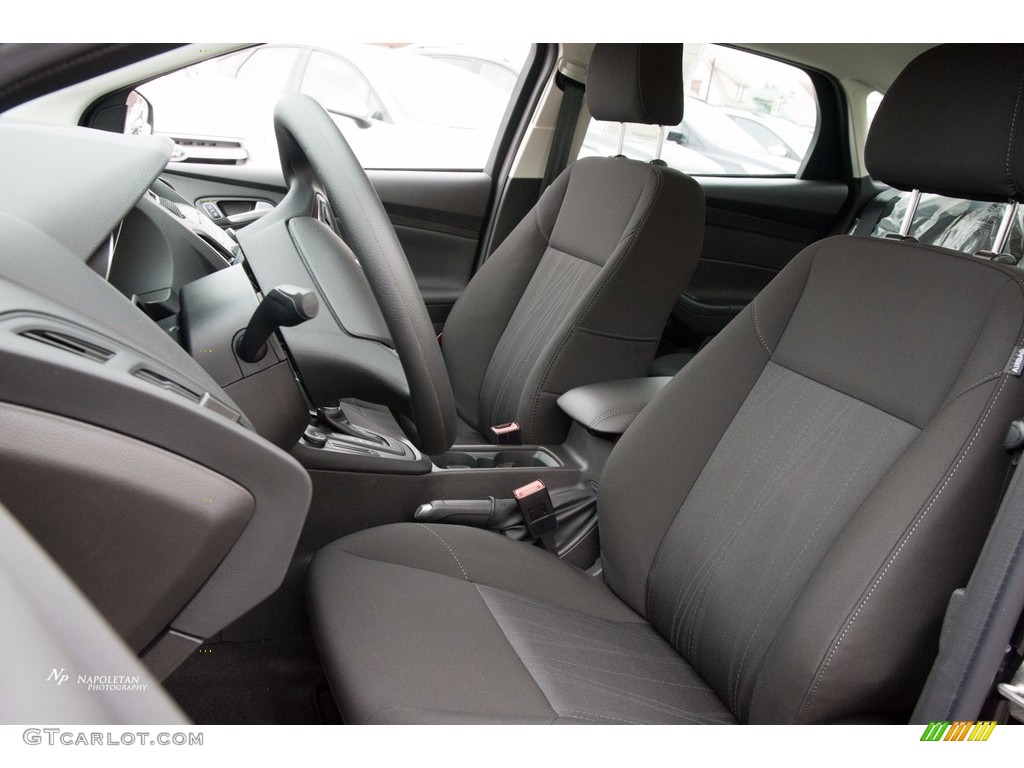 2016 Focus SE Sedan - Shadow Black / Charcoal Black photo #6