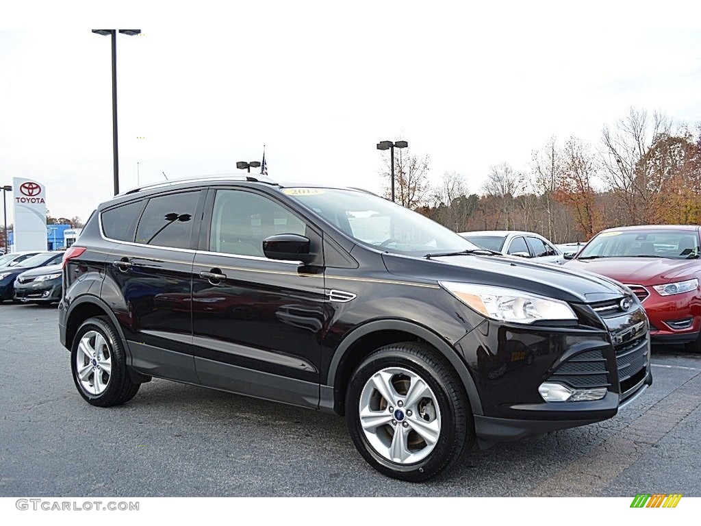 2013 Escape SE 1.6L EcoBoost 4WD - Tuxedo Black Metallic / Medium Light Stone photo #1