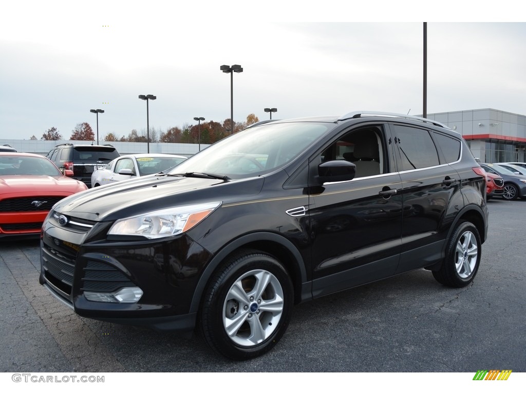 2013 Escape SE 1.6L EcoBoost 4WD - Tuxedo Black Metallic / Medium Light Stone photo #7