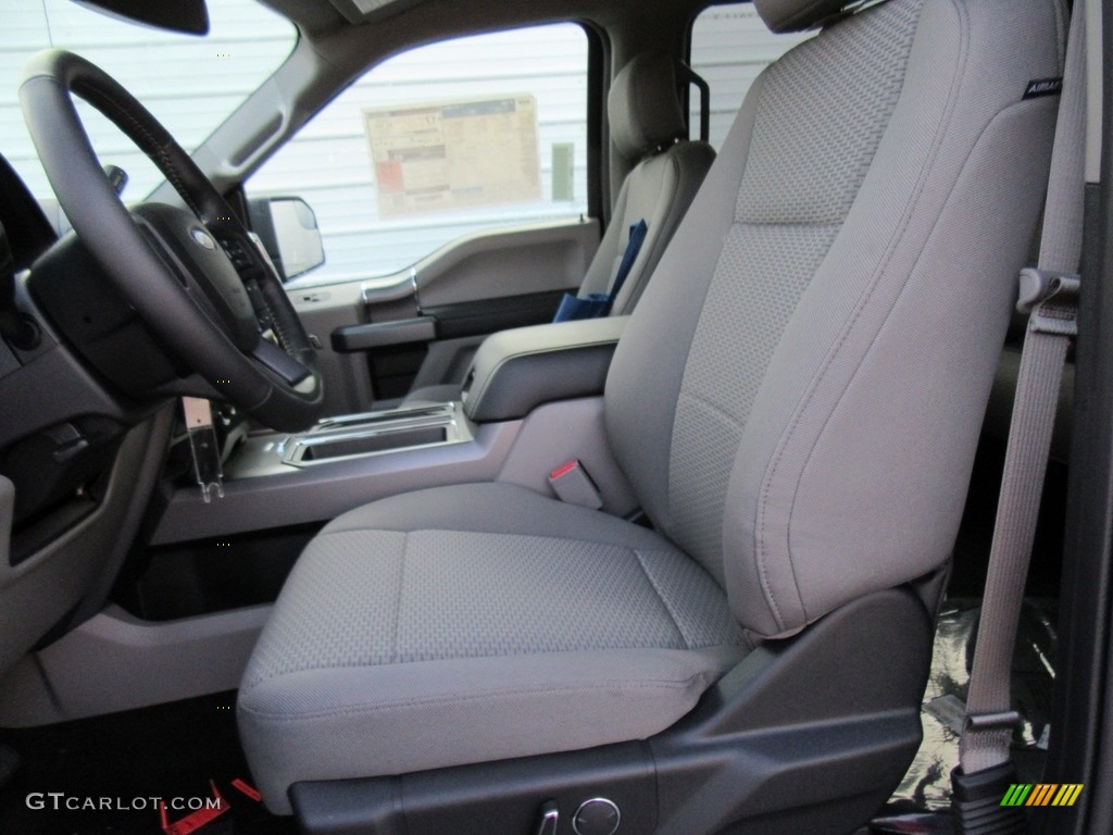 Earth Gray Interior 2017 Ford F150 XLT SuperCrew 4x4 Photo #117249205