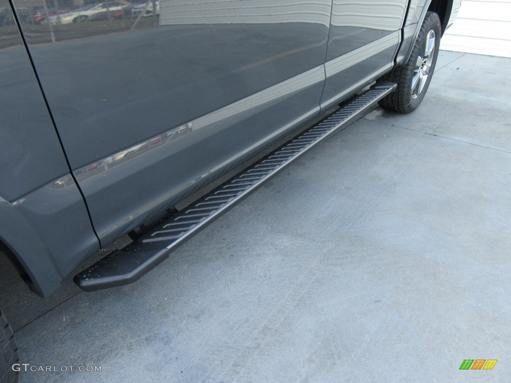 2017 F150 XLT SuperCrew 4x4 - Lithium Gray / Black photo #12