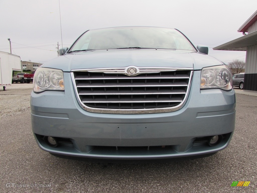 2010 Town & Country Touring - Clearwater Blue Pearl / Medium Slate Gray/Light Shale photo #4