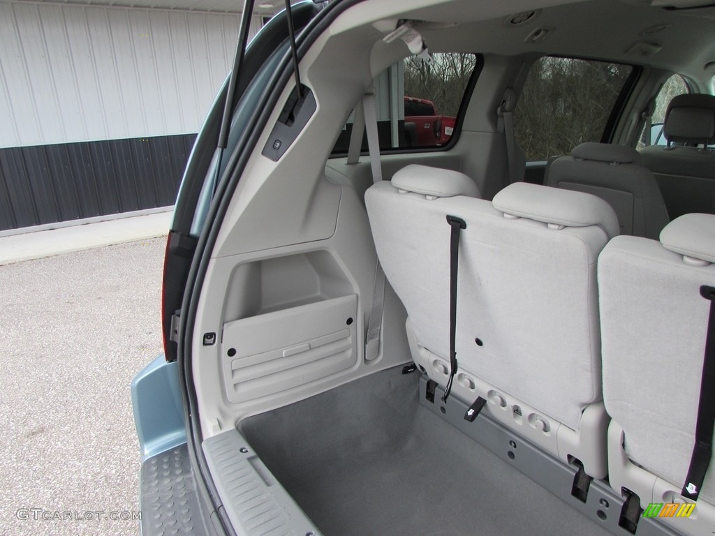 2010 Town & Country Touring - Clearwater Blue Pearl / Medium Slate Gray/Light Shale photo #18