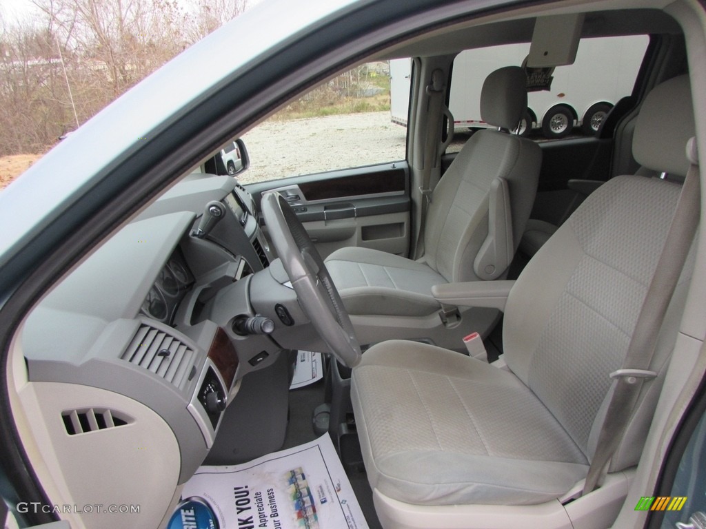 2010 Town & Country Touring - Clearwater Blue Pearl / Medium Slate Gray/Light Shale photo #41