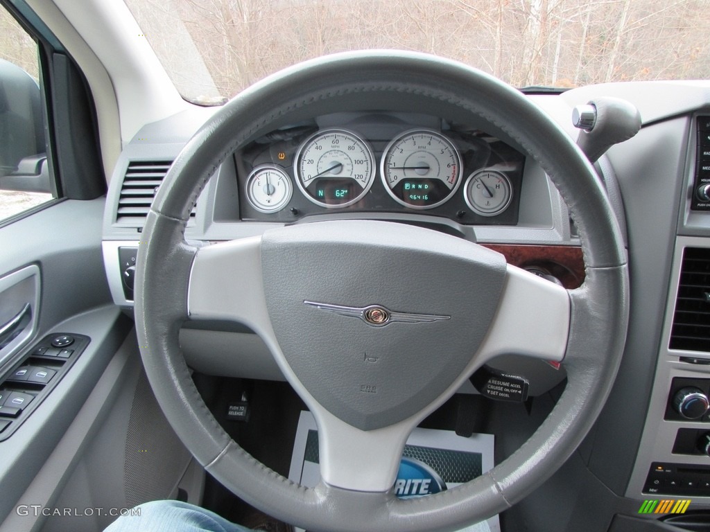 2010 Town & Country Touring - Clearwater Blue Pearl / Medium Slate Gray/Light Shale photo #53