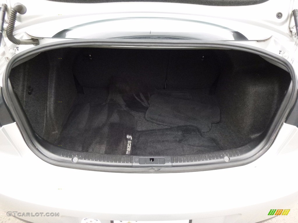2008 MAZDA3 i Sport Sedan - Sunlight Silver Metallic / Black photo #10