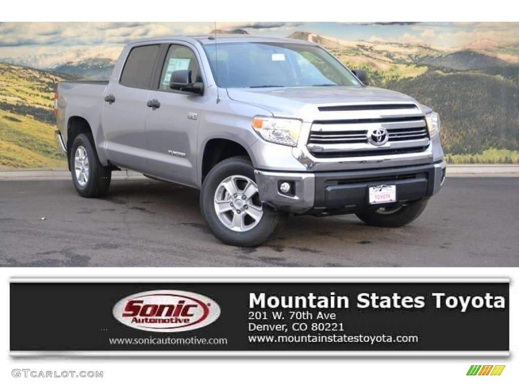 2017 Tundra SR5 CrewMax 4x4 - Silver Sky Metallic / Graphite photo #1