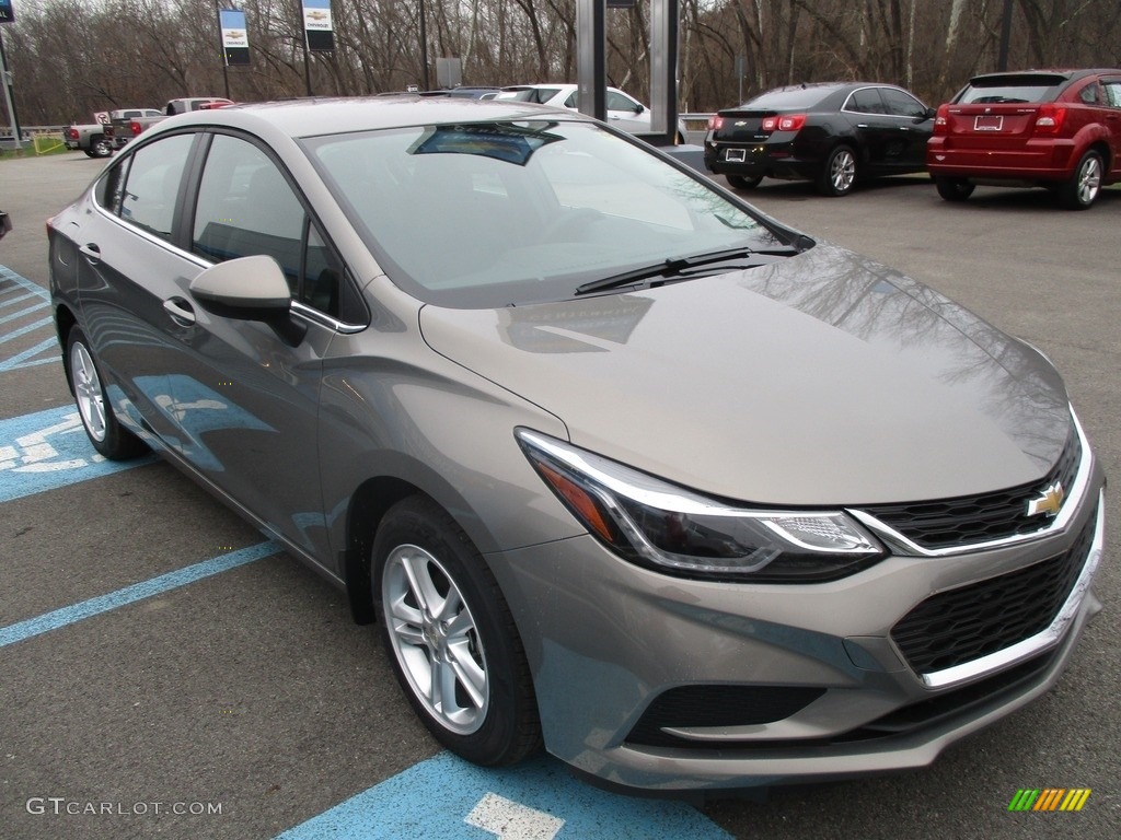 2017 Cruze LT - Pepperdust Metallic / Jet Black photo #8