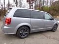 2017 Billet Metallic Dodge Grand Caravan SXT  photo #5