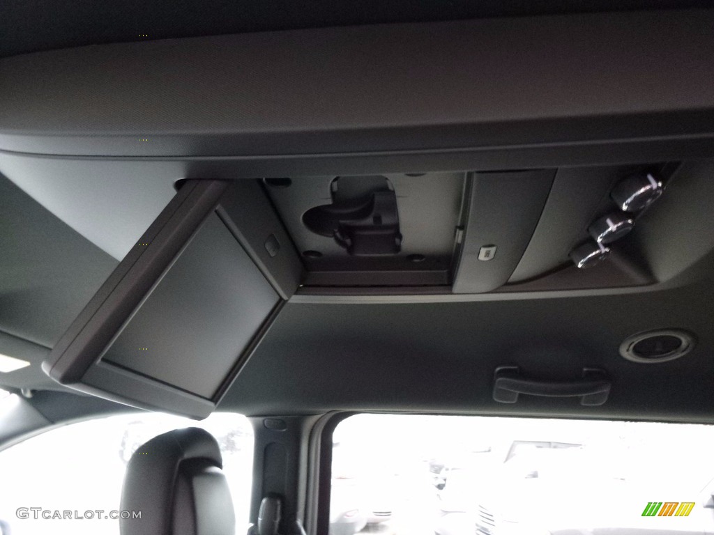 2017 Dodge Grand Caravan SXT Entertainment System Photos