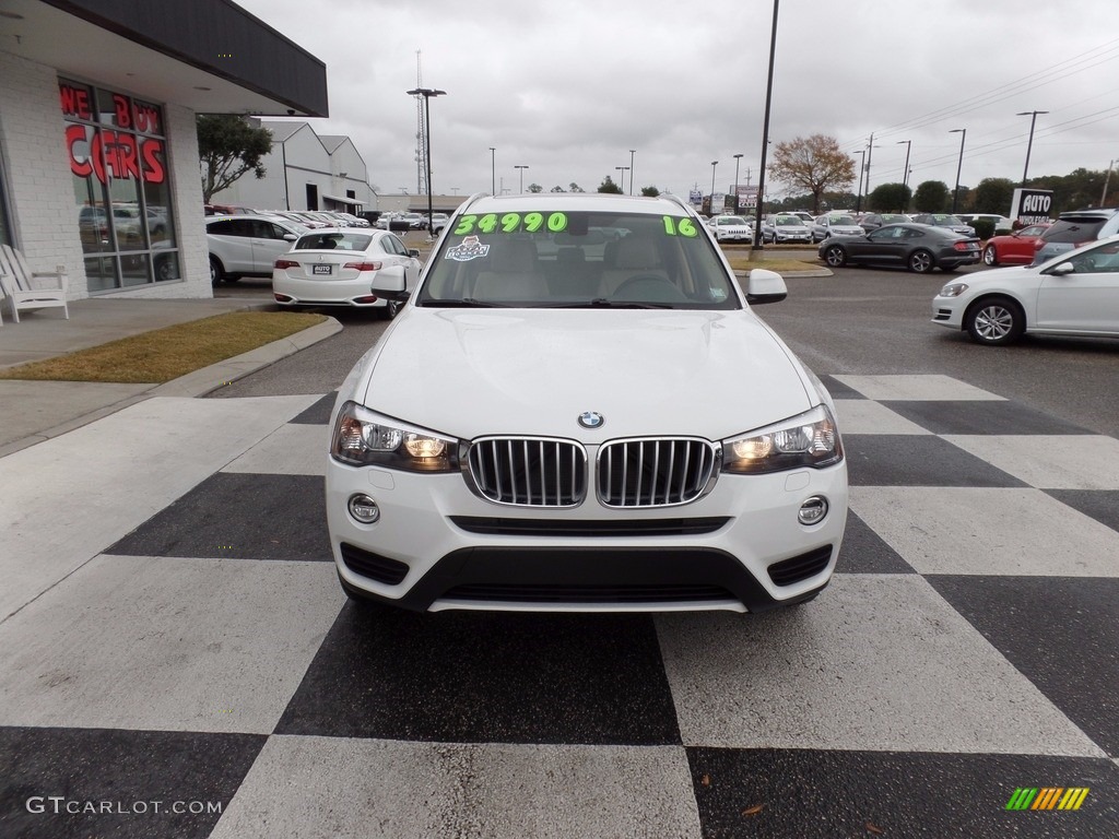 2016 X3 sDrive28i - Alpine White / Sand Beige photo #2