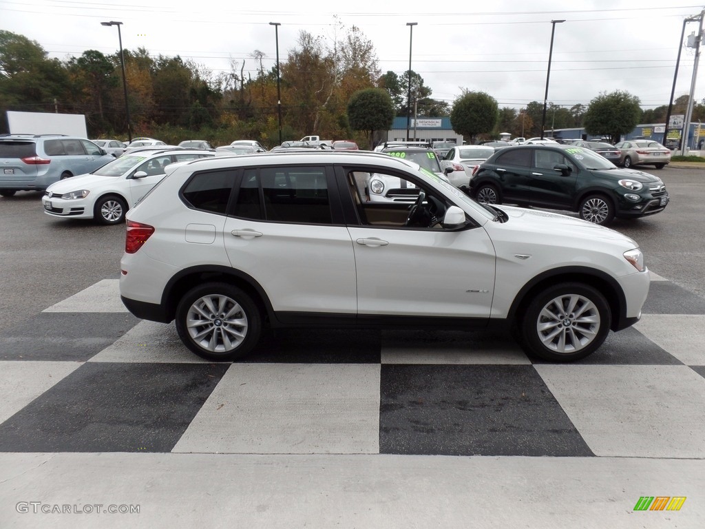 2016 X3 sDrive28i - Alpine White / Sand Beige photo #3
