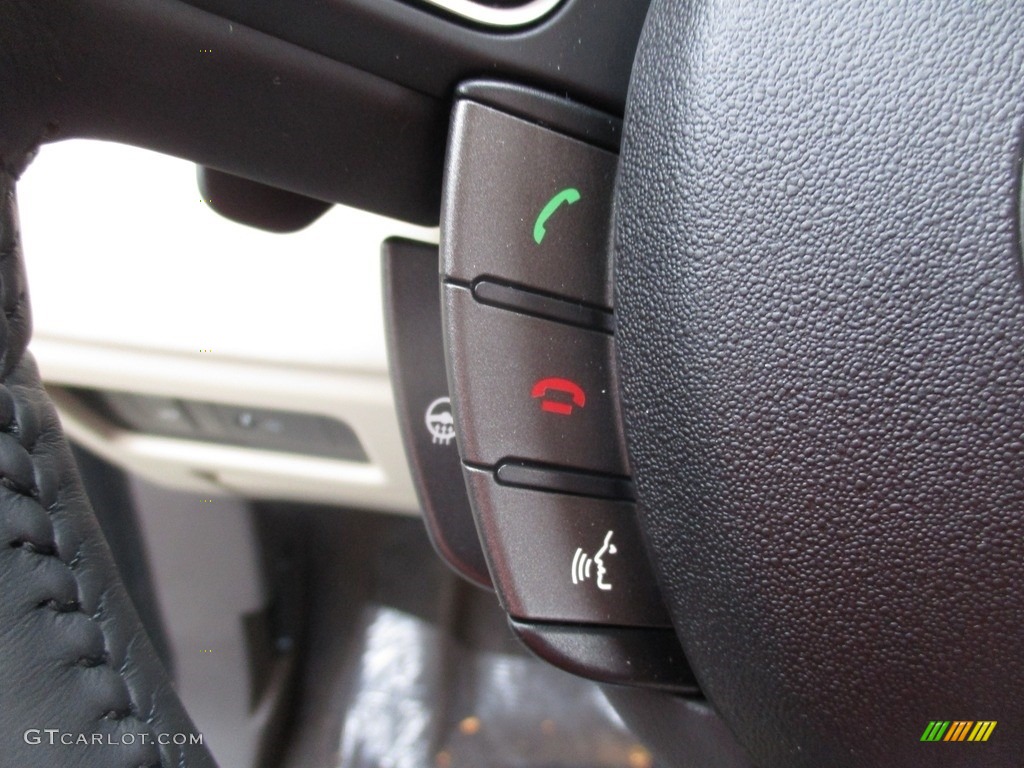 2017 Land Rover Range Rover Evoque SE Controls Photo #117272497