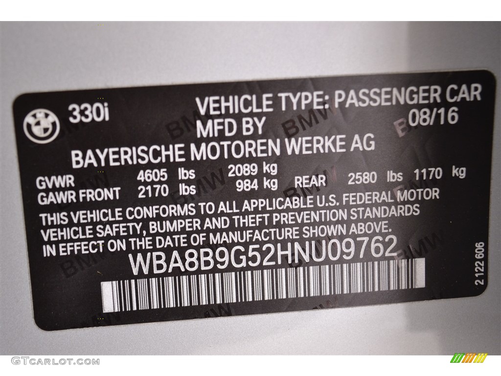 2017 3 Series 330i Sedan - Glacier Silver Metallic / Black photo #15