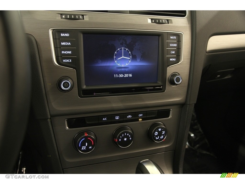 2016 Volkswagen Golf SportWagen 1.8T S Controls Photo #117273805