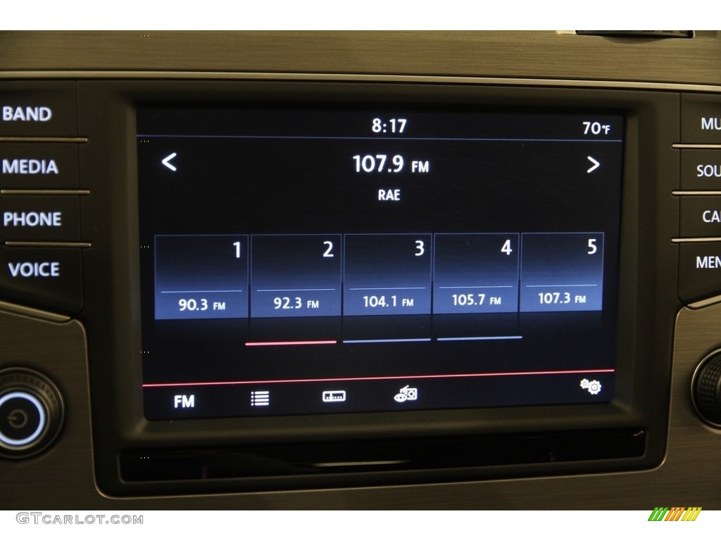 2016 Volkswagen Golf SportWagen 1.8T S Controls Photo #117273829