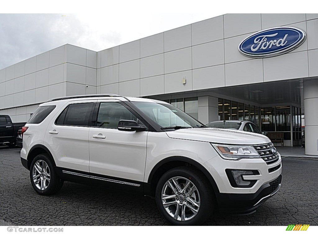 2017 Explorer XLT 4WD - White Platinum / Medium Light Camel photo #1
