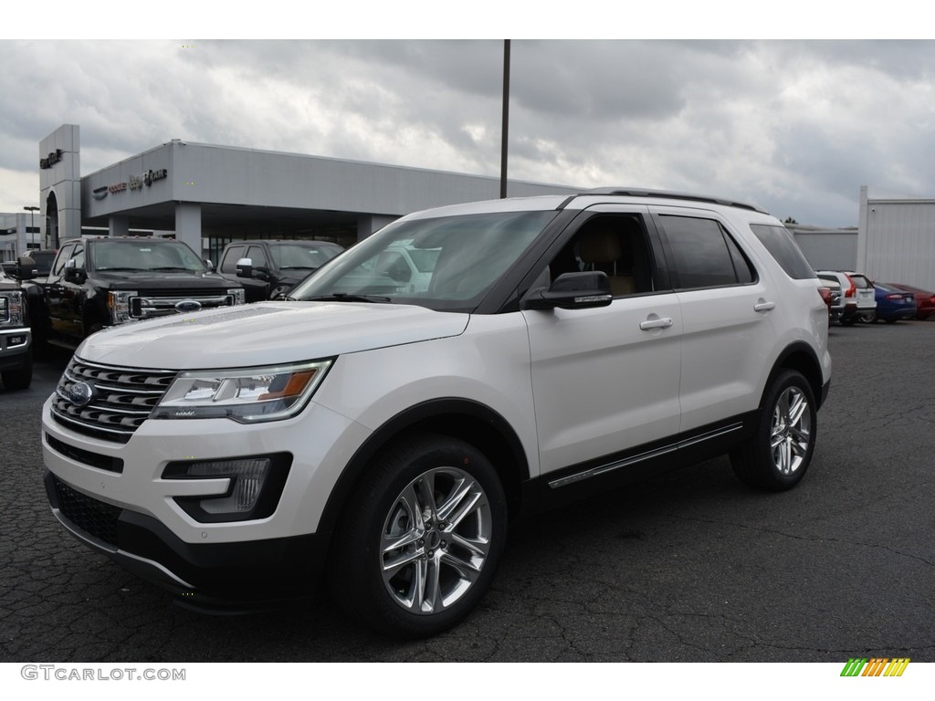2017 Explorer XLT 4WD - White Platinum / Medium Light Camel photo #3