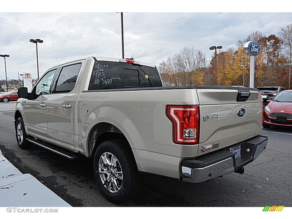 2017 Explorer FWD - Ingot Silver / Medium Light Camel photo #23