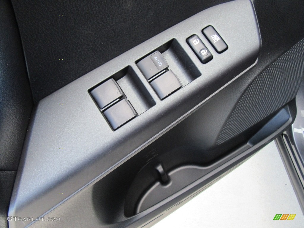 2017 Toyota RAV4 XLE Controls Photo #117278665