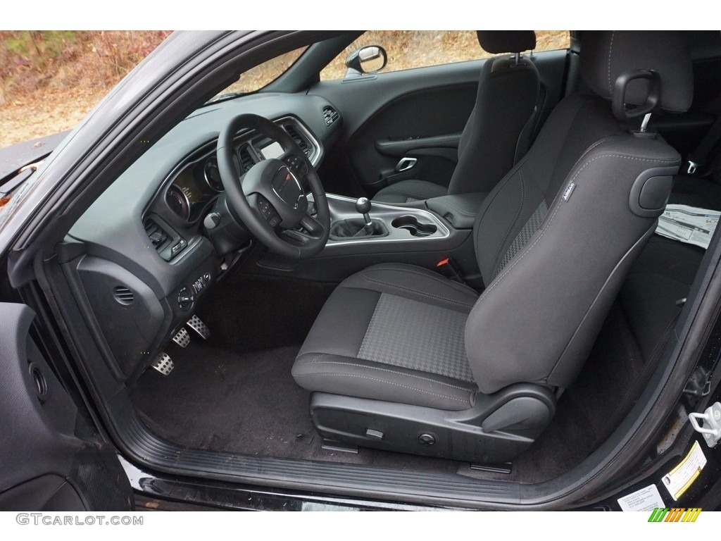 Black Interior 2017 Dodge Challenger R/T Photo #117280309