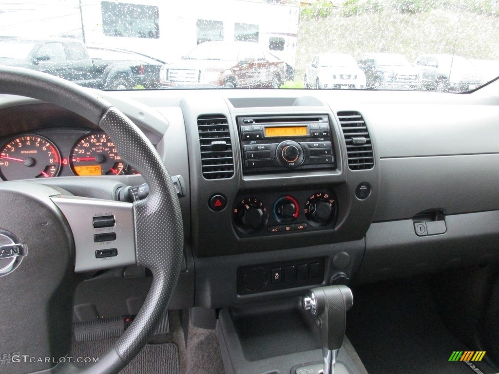 2012 Xterra X - Metallic Green / Gray photo #14