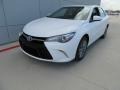 Super White - Camry SE Photo No. 7