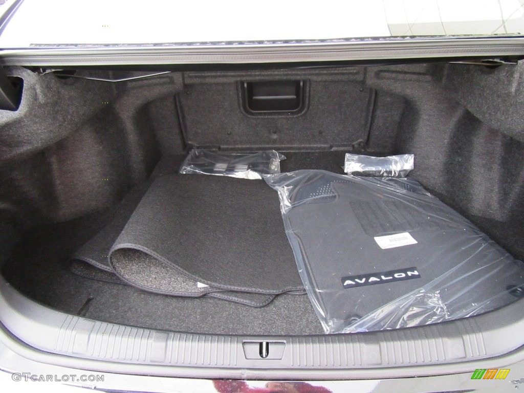 2017 Toyota Avalon Limited Trunk Photo #117286780