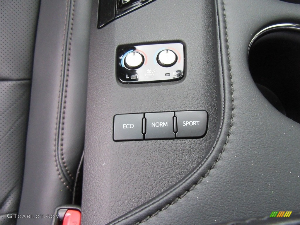 2017 Toyota Avalon Limited Controls Photo #117286957