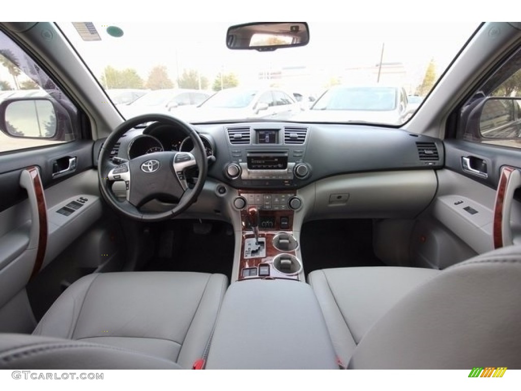 2011 Highlander Limited - Magnetic Gray Metallic / Ash photo #9