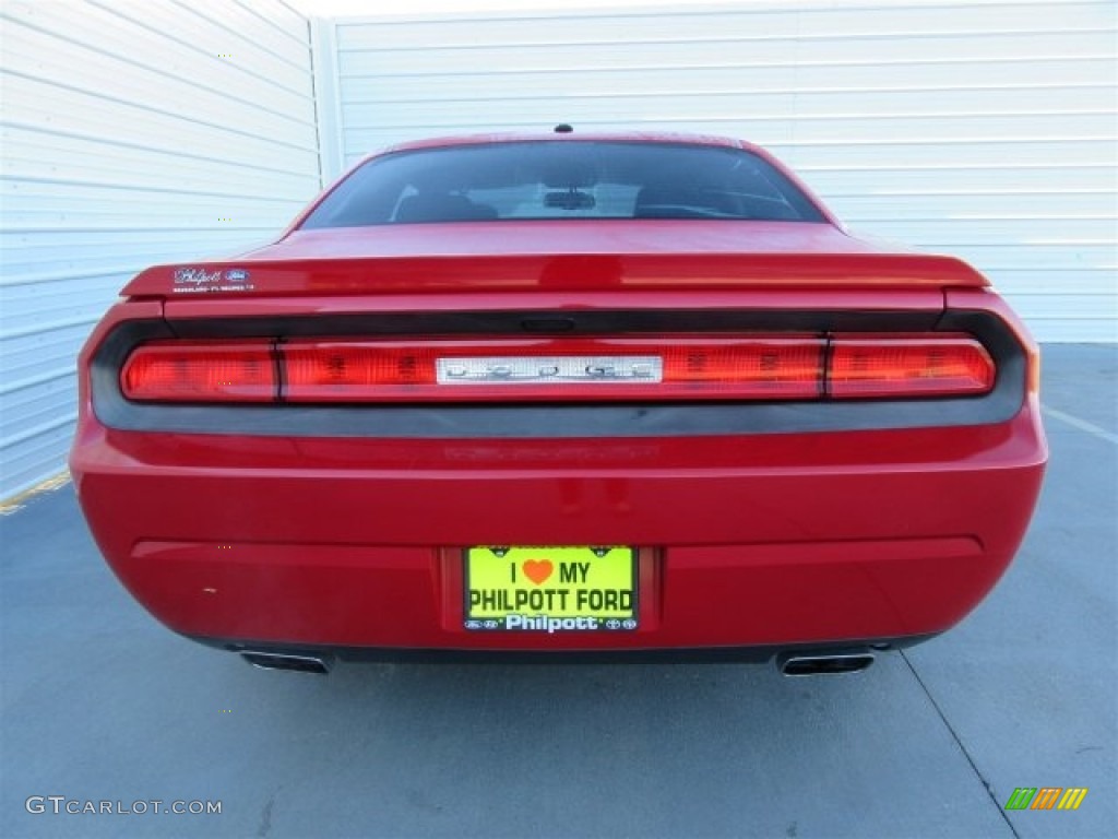 2012 Challenger R/T Classic - Redline 3 Coat Pearl / Dark Slate Gray photo #8