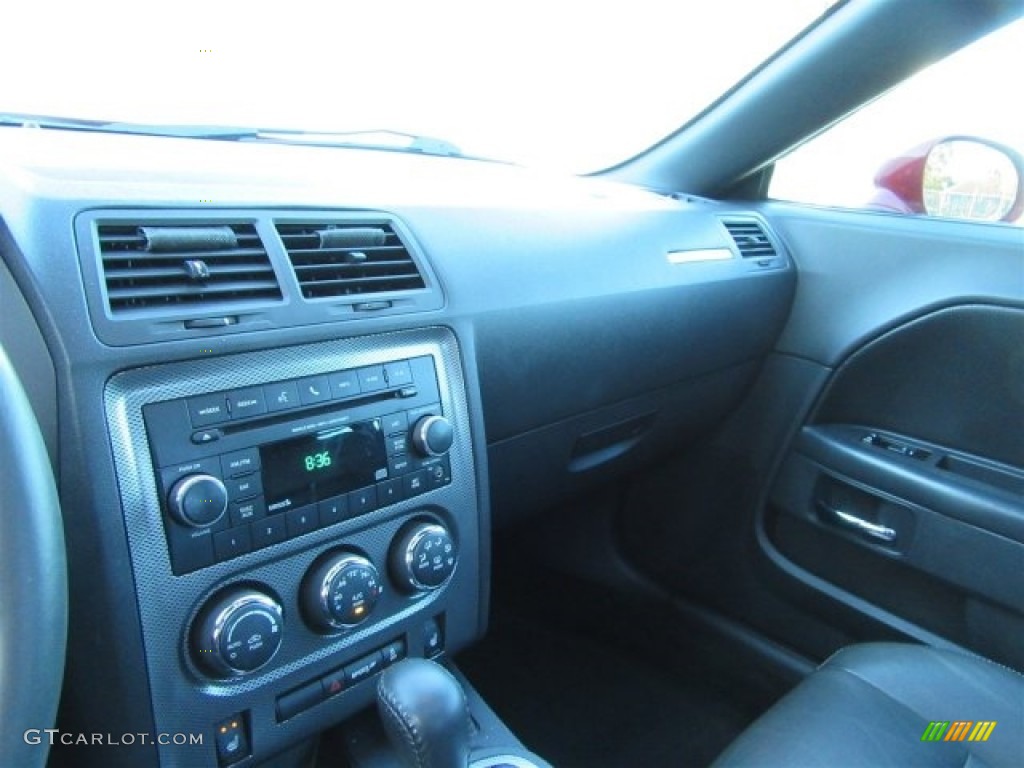 2012 Challenger R/T Classic - Redline 3 Coat Pearl / Dark Slate Gray photo #18